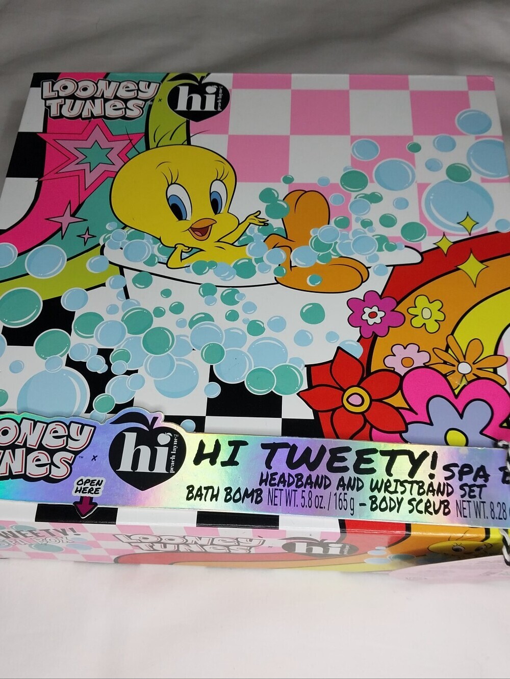 Hi, Tweety Looney Toons Spa Set Cillab With Hi Peach Layne